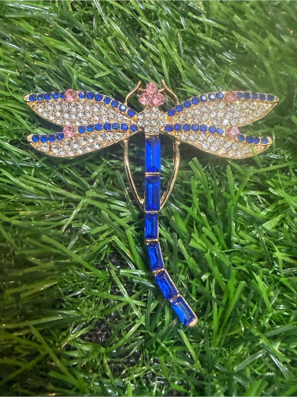BRING OFFERS Blue & Pink Crystal Dragonfly Brooch. Large. Anthropomorphic.